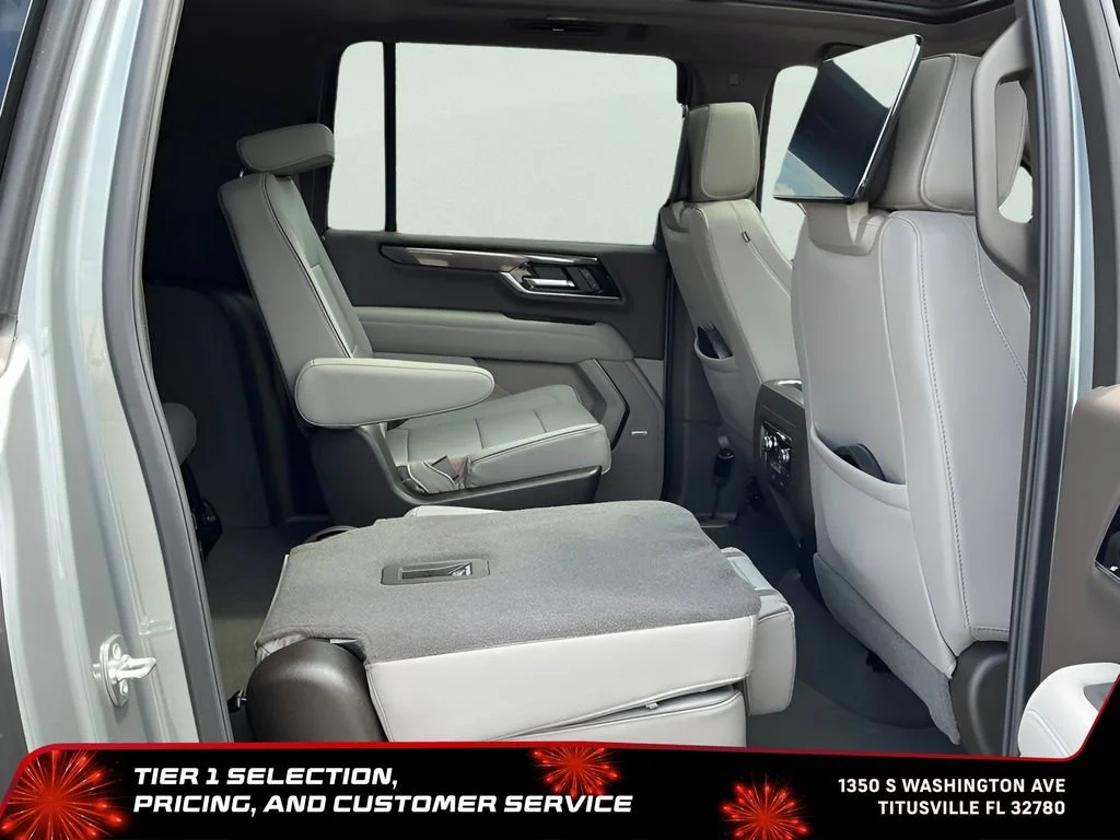 New 2026 Sterling Metallic GMC Elevation image 18