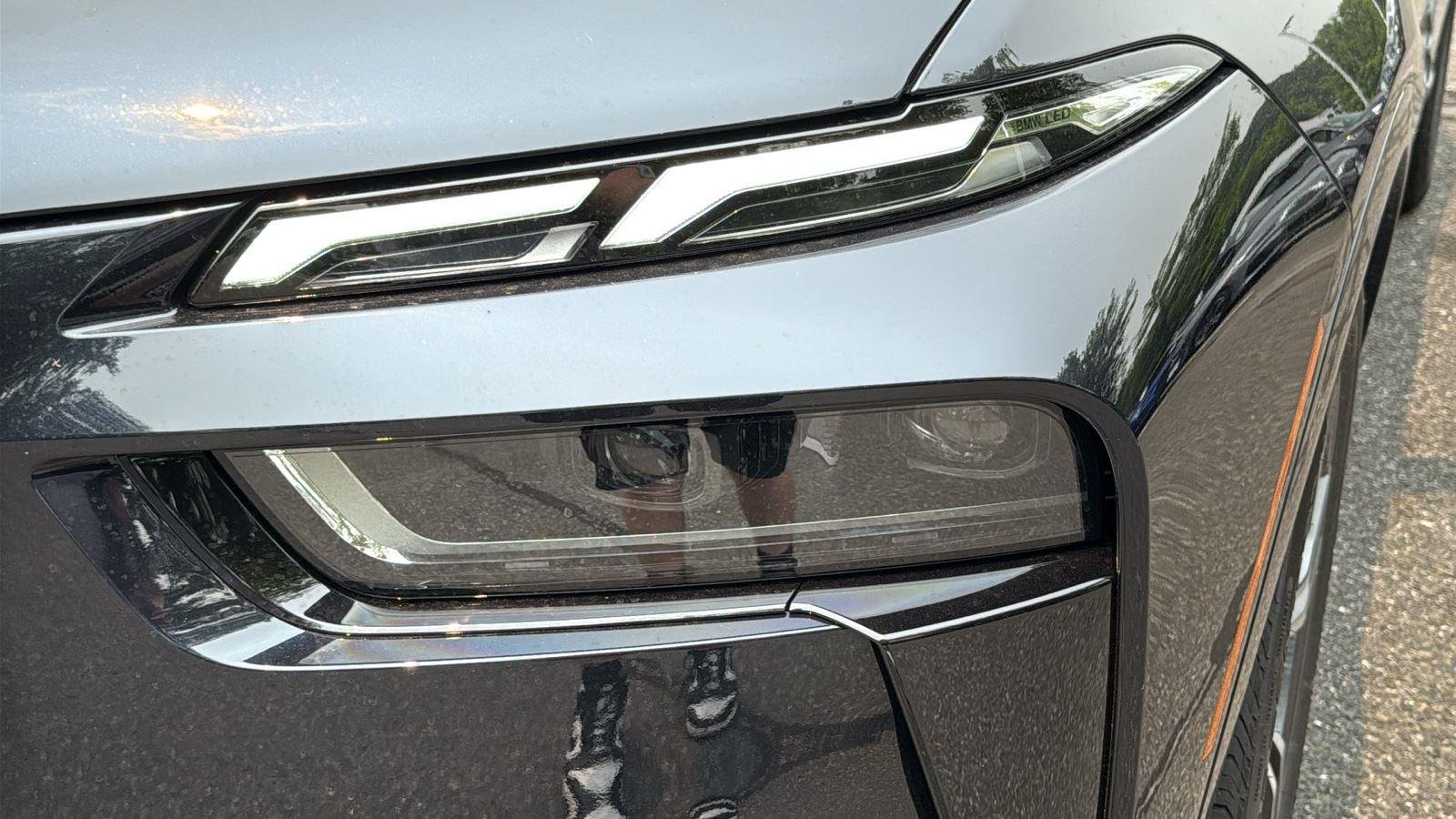 New 2027 Carbon Black Metallic BMW xDrive40i image 7