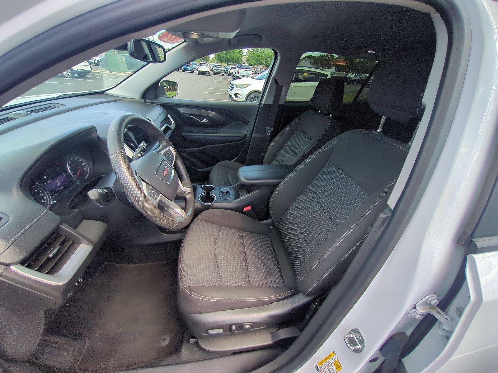 Used 2022 Summit White GMC SLE image 17