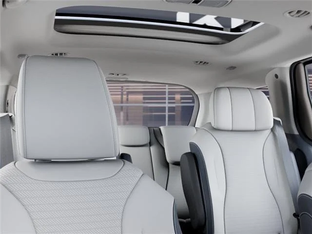 New 2026 Snow White Pearl Kia SX image 27