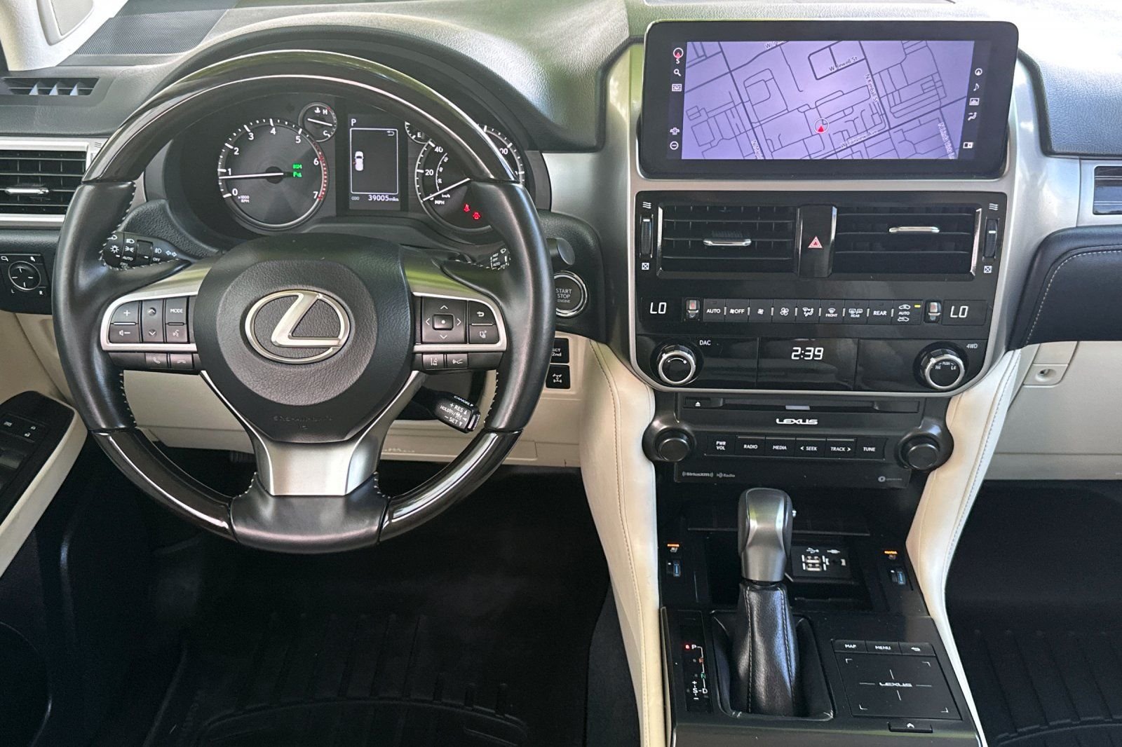 Used 2022 Silver Lexus 460 image 14