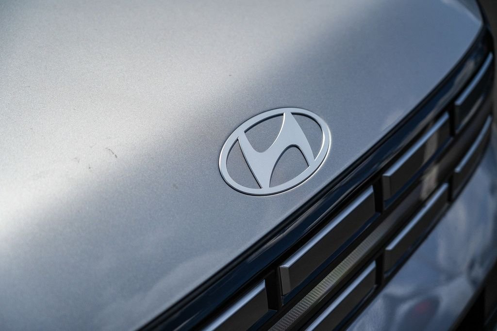 New 2026 Silver Hyundai SEL image 5