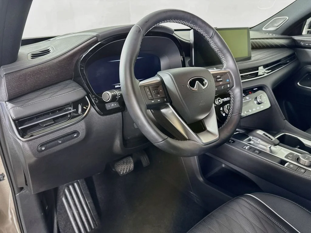 Certified Used 2026 Black INFINITI Autograph image 12