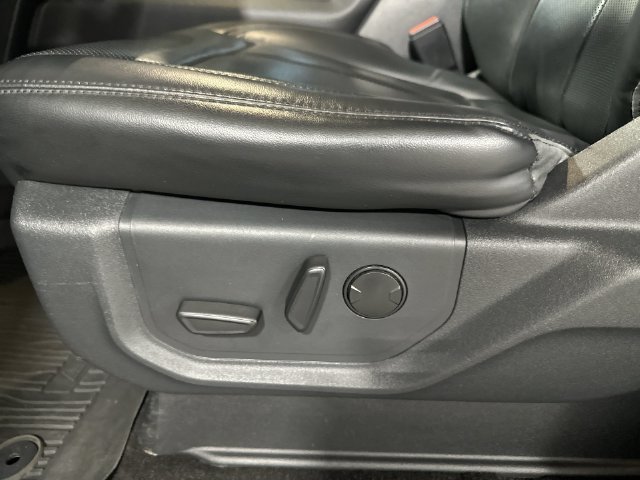 Used 2022 Dark Matter Metallic Ford XLT image 18