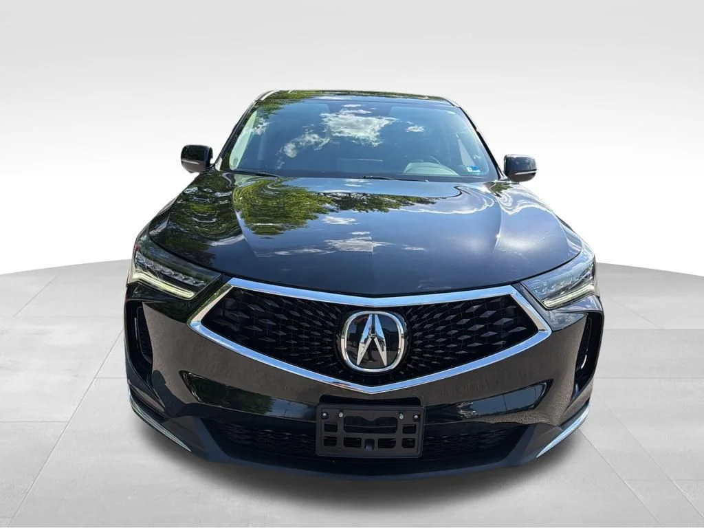 Used 2023  Acura Base image 8