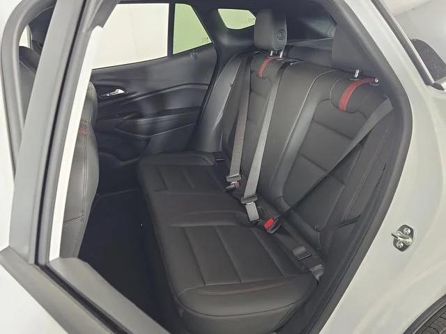 Used 2026 Summit White Chevrolet 2RS image 24