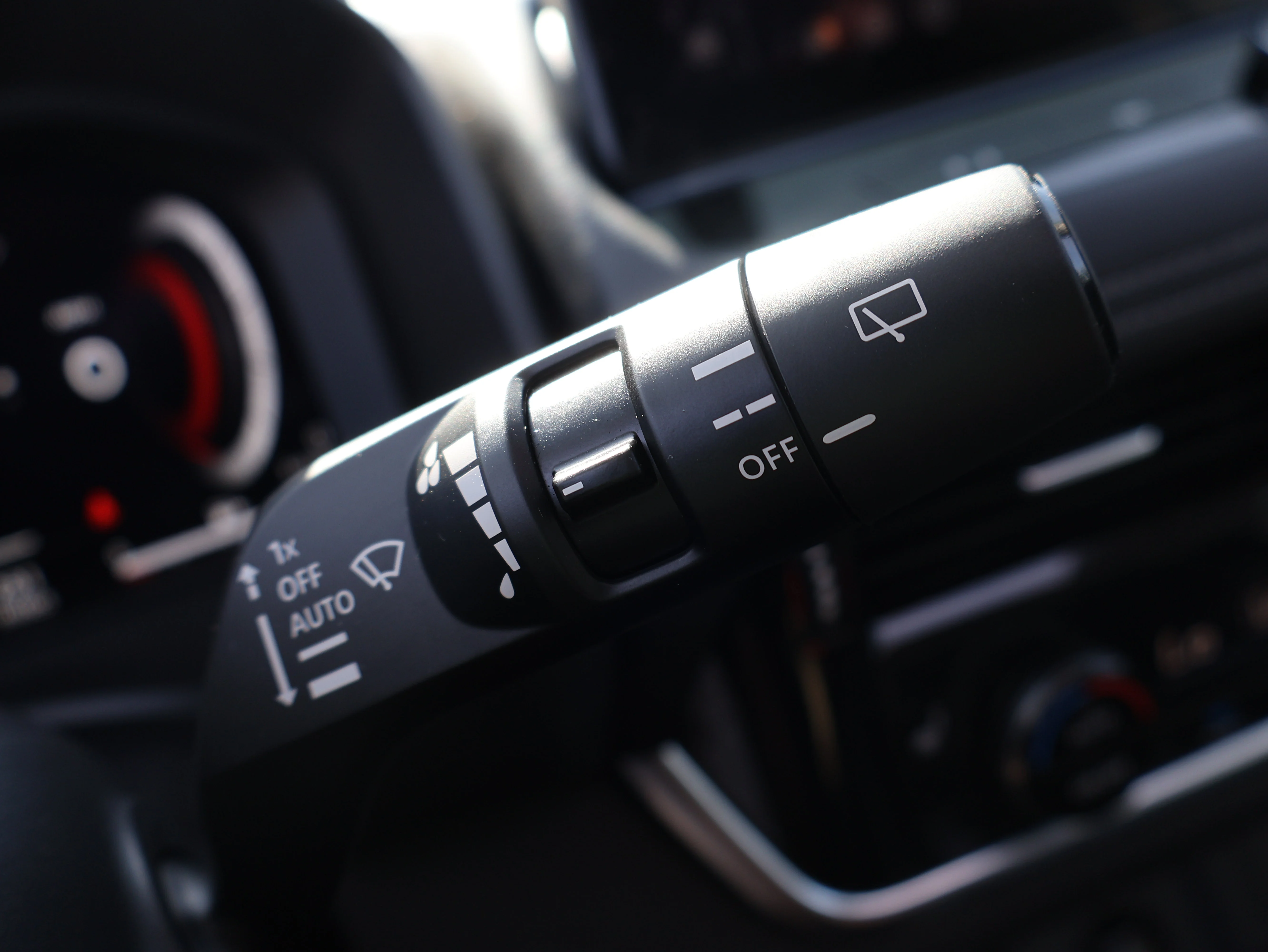 Used 2025 Gun Metallic Nissan SL image 33