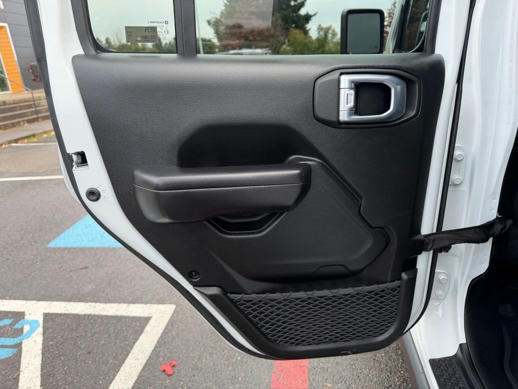 2021 Jeep Gladiator Sport S - Photo 28