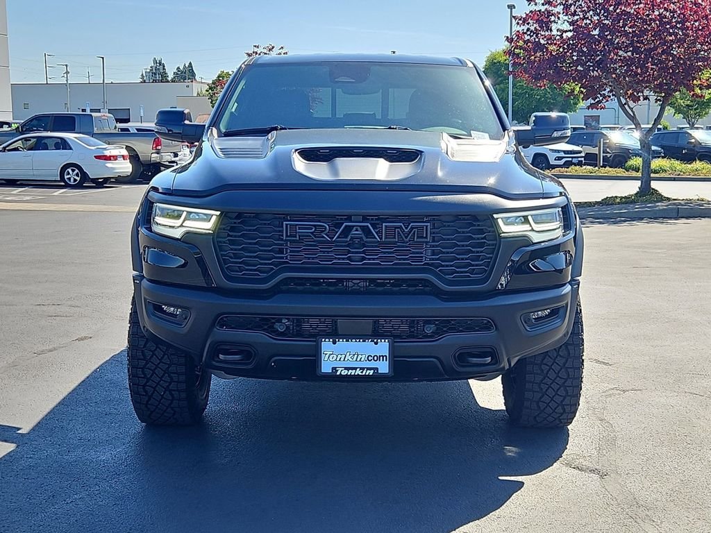 New 2026 Diamond Black Crystal Pearl-Coat Exterior Paint RAM RHO image 9