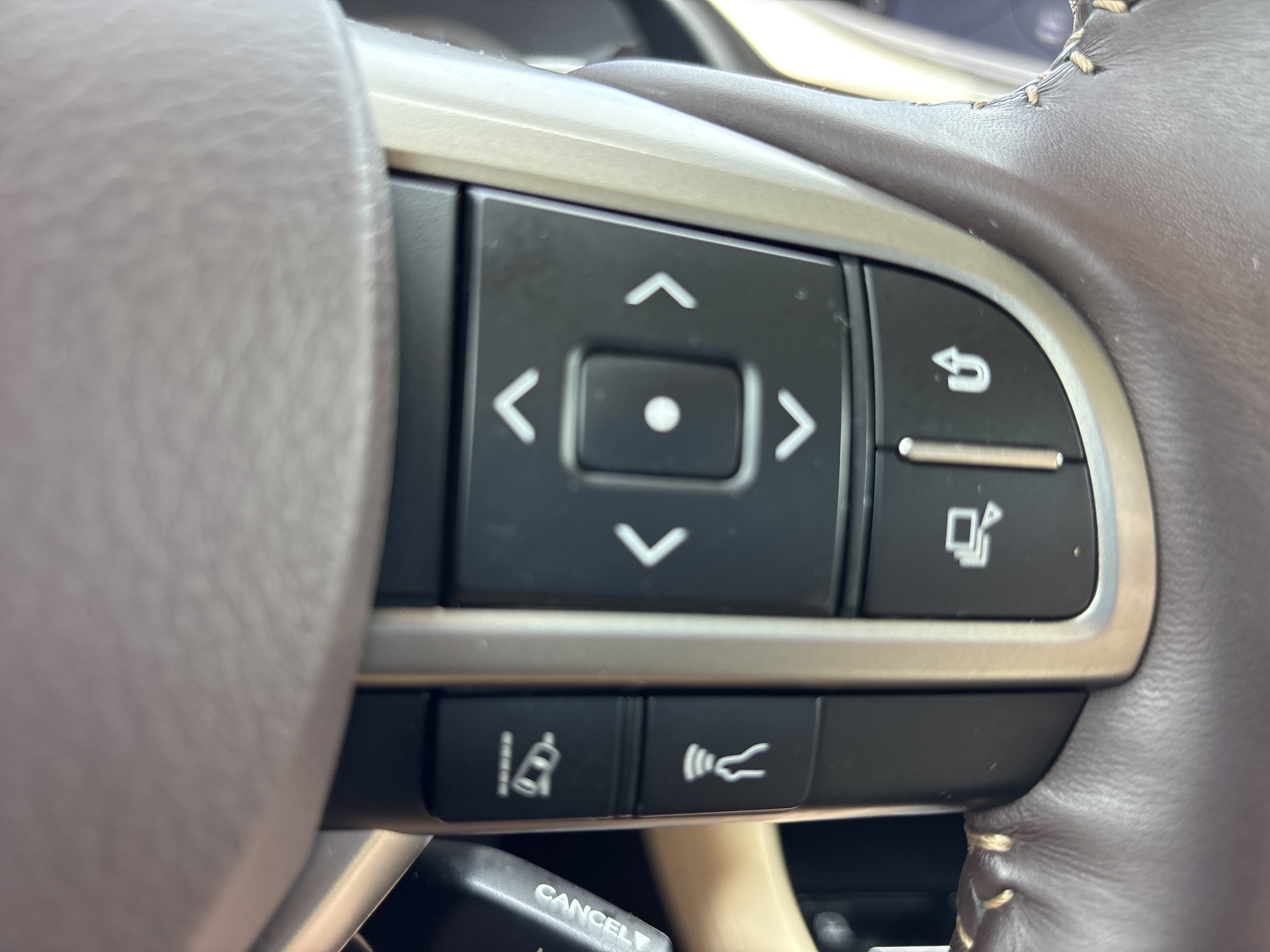 Used 2020 Moonbeam Beige Metallic Lexus 350 AWD image 31
