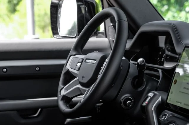 New 2026 White Land Rover S image 17