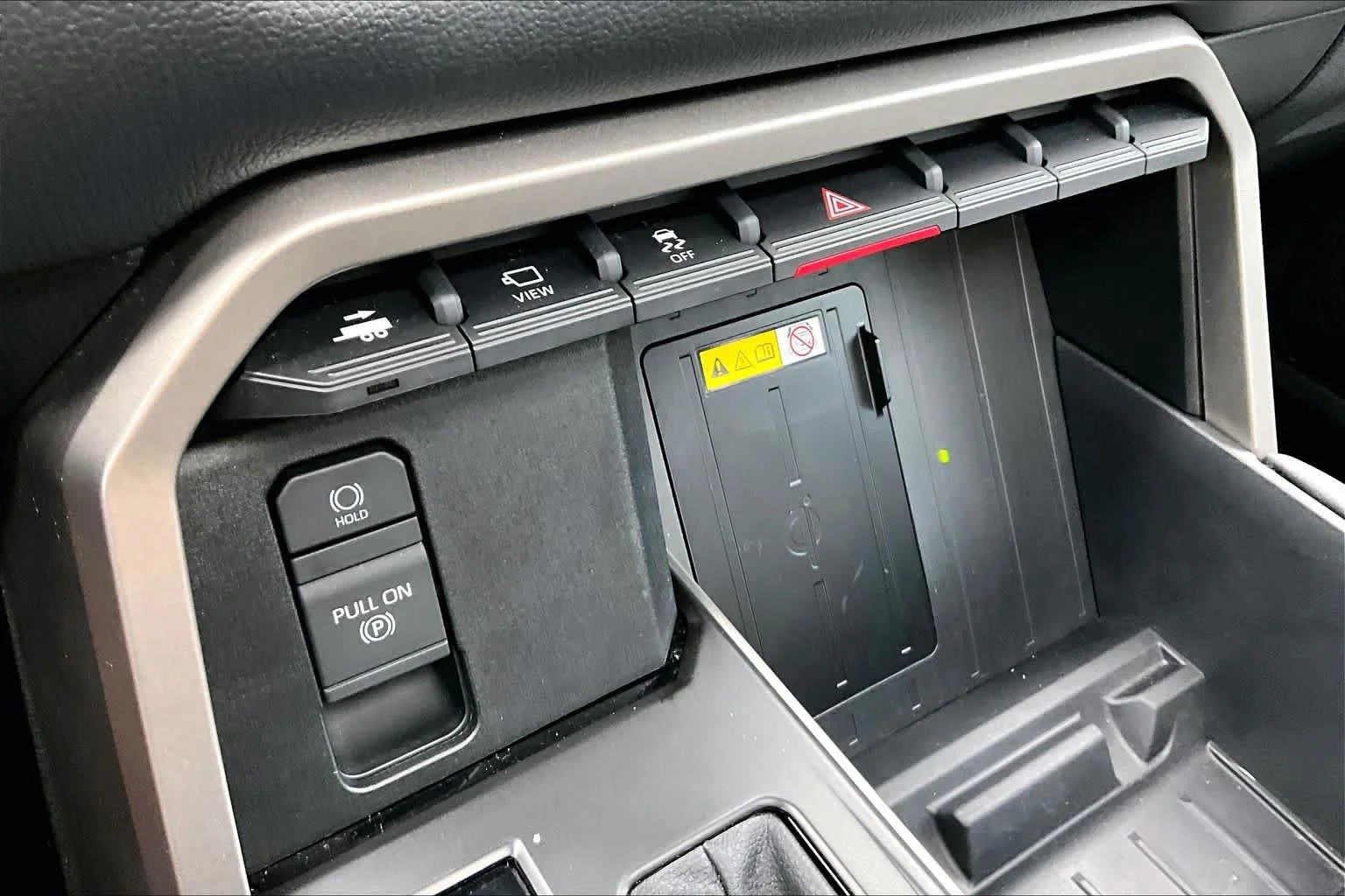 Used 2024 Wind Chill Pearl Toyota Limited Hybrid image 32
