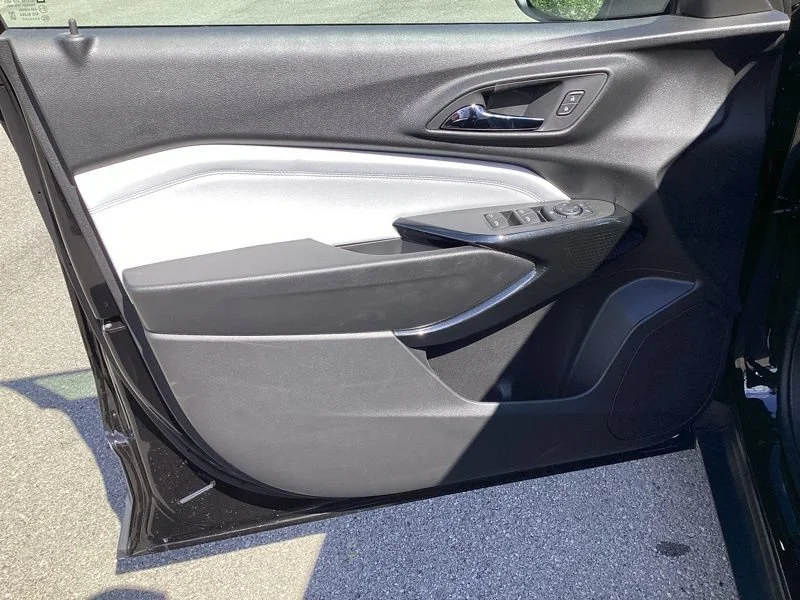 2026 Chevrolet Trax LT - Photo 18