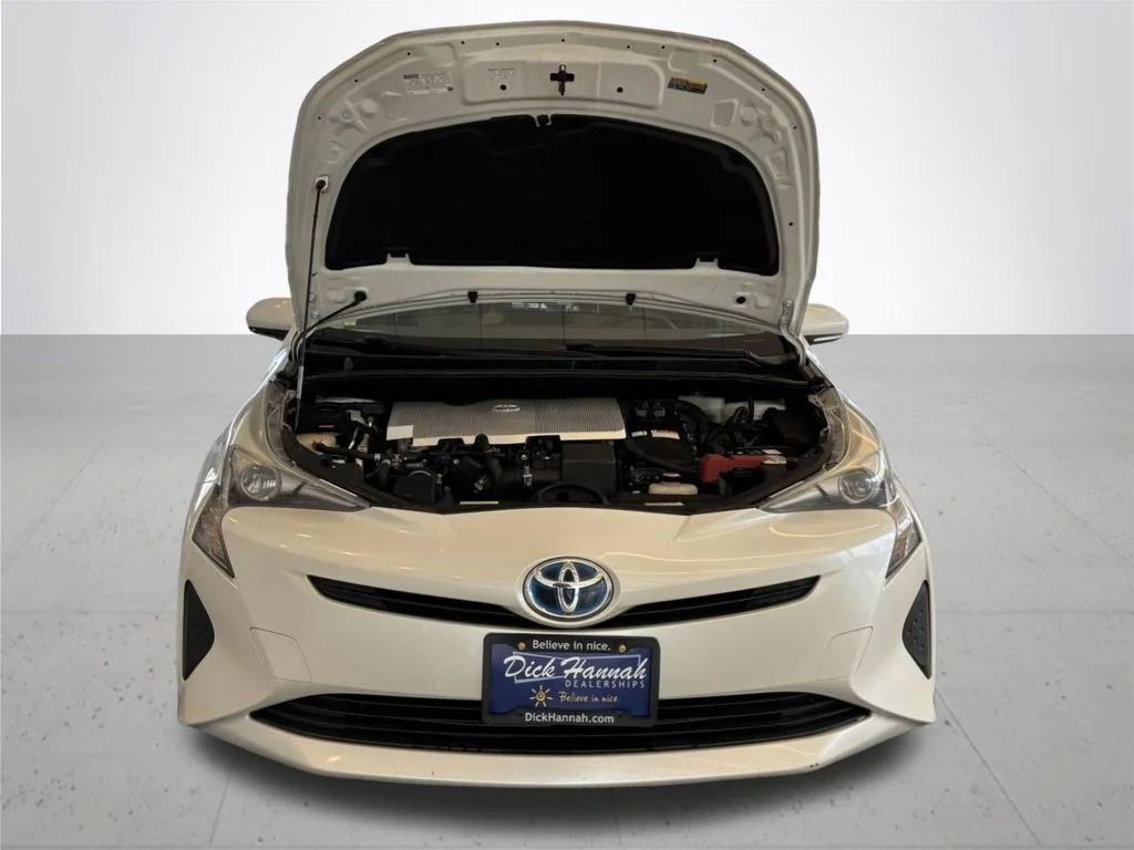 Used 2016 White Toyota Two image 4