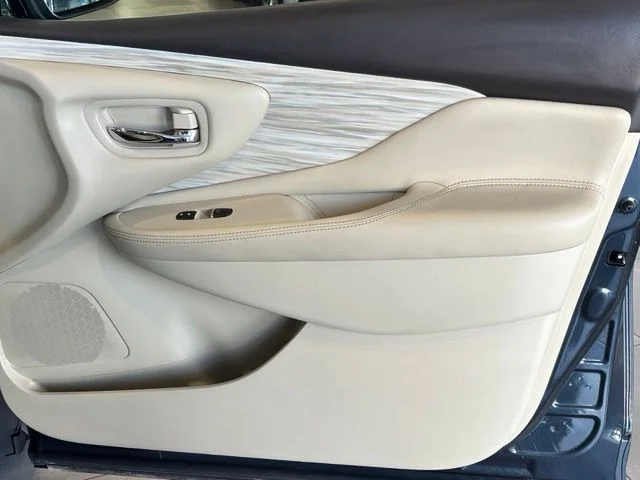 Used 2017 Blue Nissan Platinum image 40