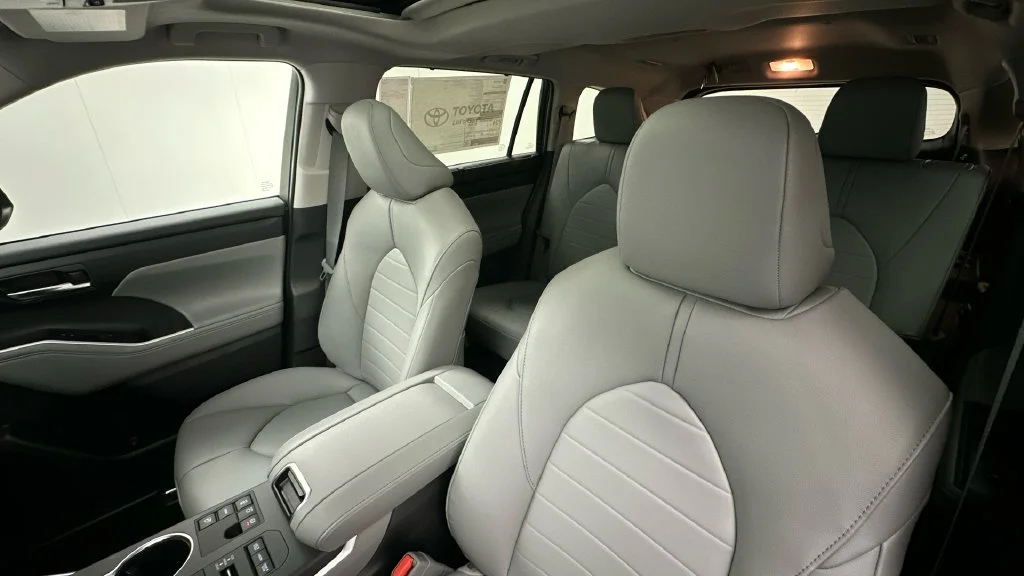 Used 2024 Black Toyota XLE image 9