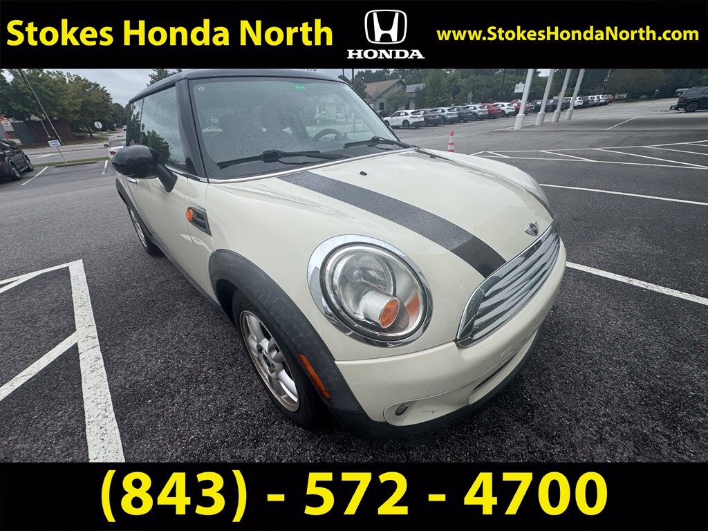 Used 2011 White MINI Base image 3