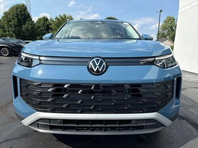 2026 Volkswagen Tiguan SE - Photo 46