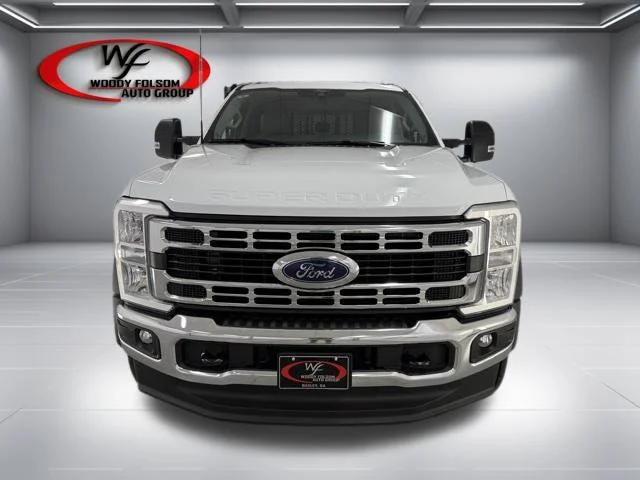 New 2026 Oxford White Ford F-450® XL image 23