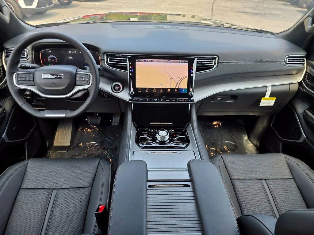 New 2026 Gray Jeep Upland image 6