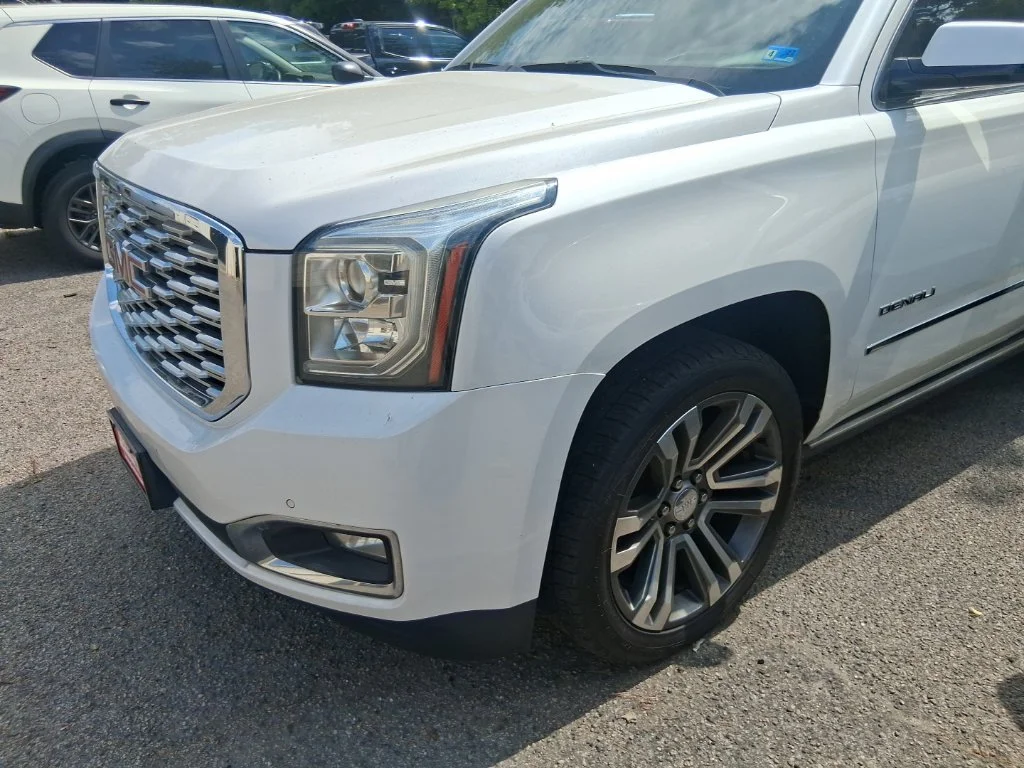 Used 2018 White GMC Denali image 15