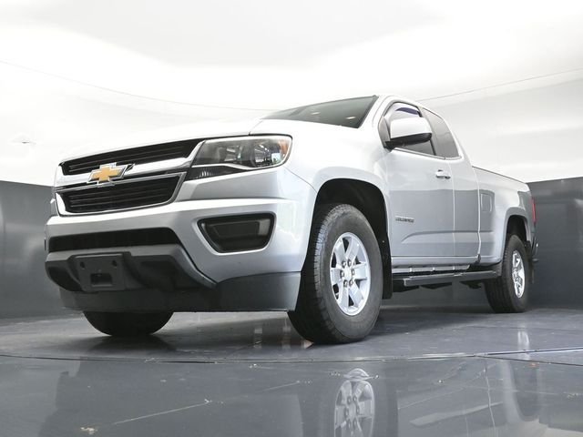 Used 2016 Silver Ice Metallic Chevrolet Work Truck image 29
