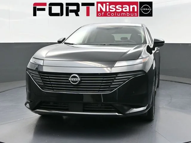 New 2026 Black Nissan Platinum image 2