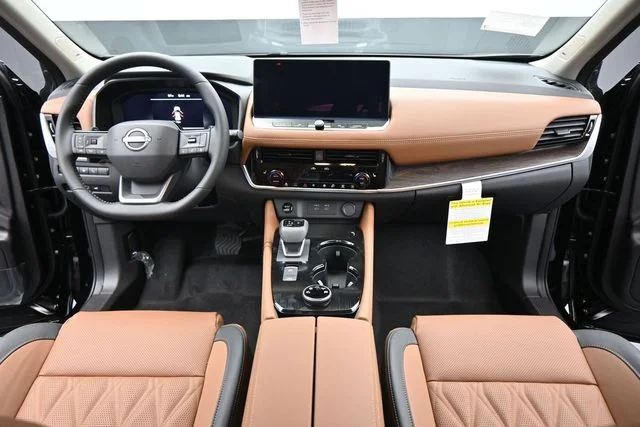 New 2026 Black Nissan Platinum image 28