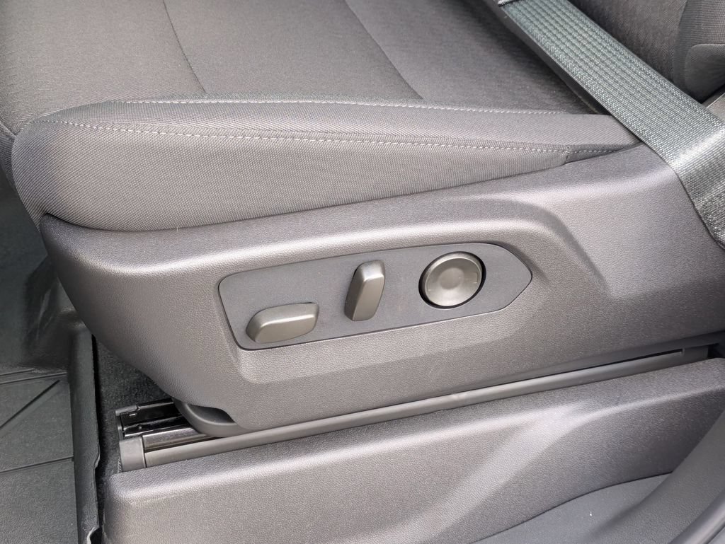 2026 Chevrolet Silverado 1500 LT - Photo 18