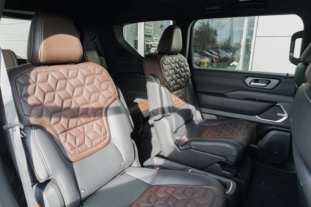 New 2026 Aspen White TriCoat Nissan Platinum image 24