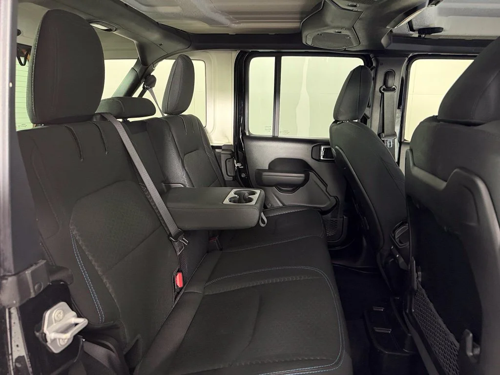 Certified Used 2025 Black Jeep Rubicon 4xe image 16