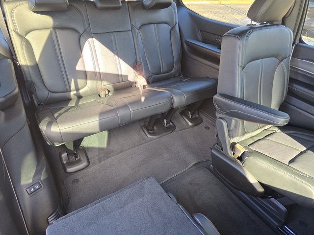 New 2026 Baltic-Gray Metallic Clear-Coat Exterior Paint Jeep Limited Altitude image 36