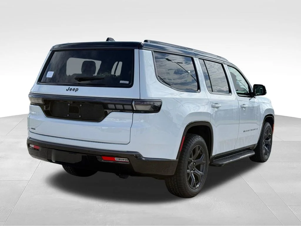 New 2026 Bright White Clearcoat Jeep Upland image 27