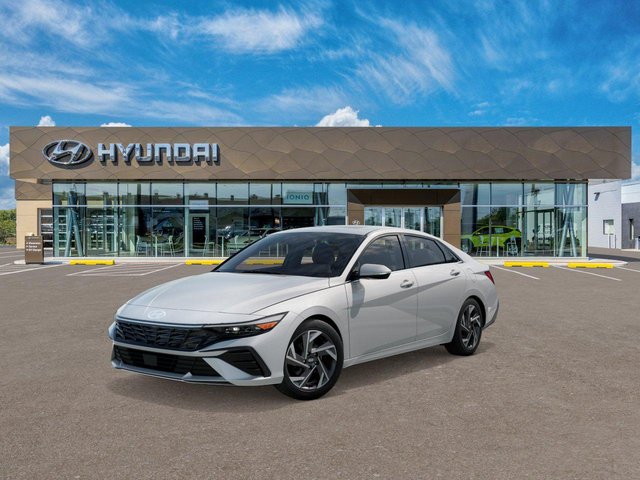 New 2026 Hyundai ELANTRA Limited (In Transit)