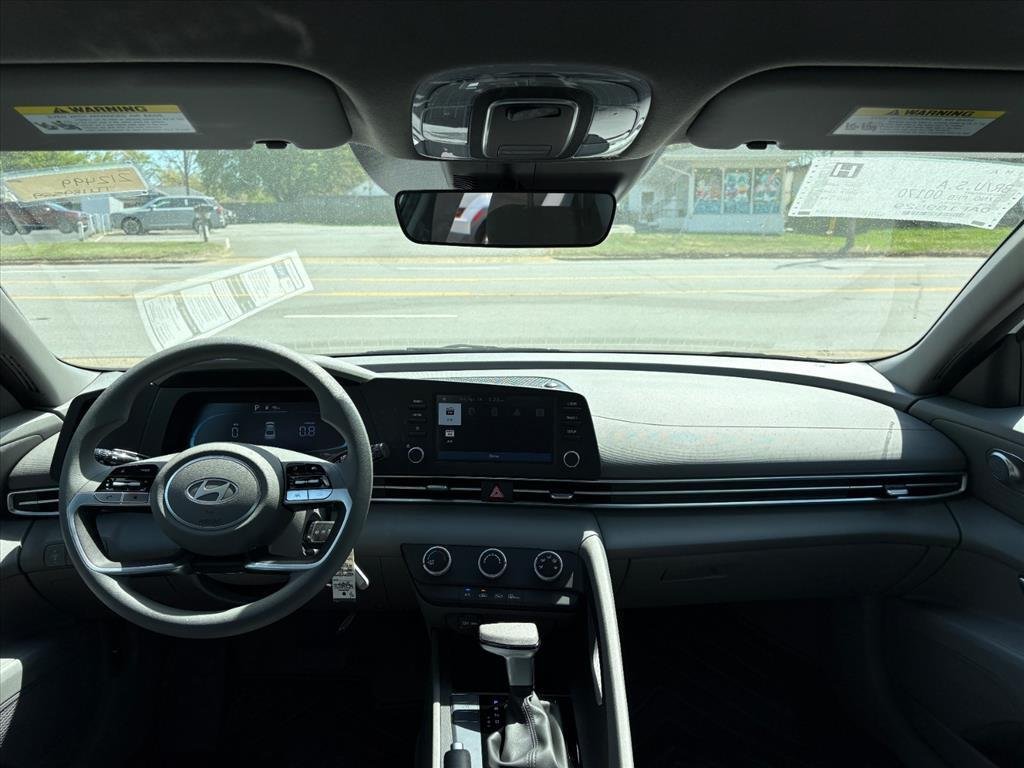 New 2026 Serenity White Pearl Hyundai SE image 19