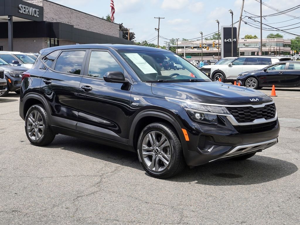 Used 2023 Kia Seltos LX with VIN KNDEPCAA8P7365392 for sale in Riverdale, NJ