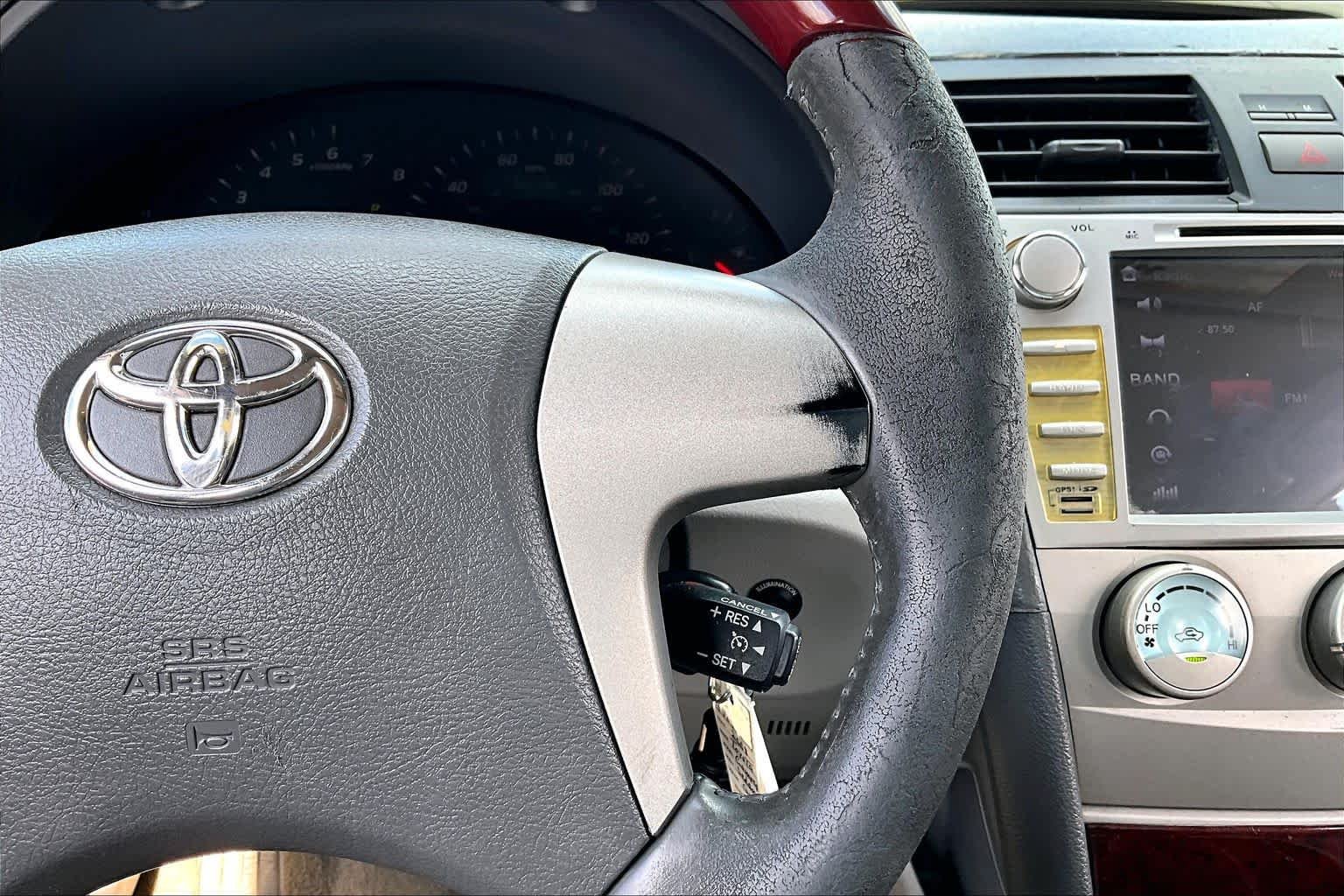 Used 2008 Magnetic Gray Metallic Toyota LE image 24