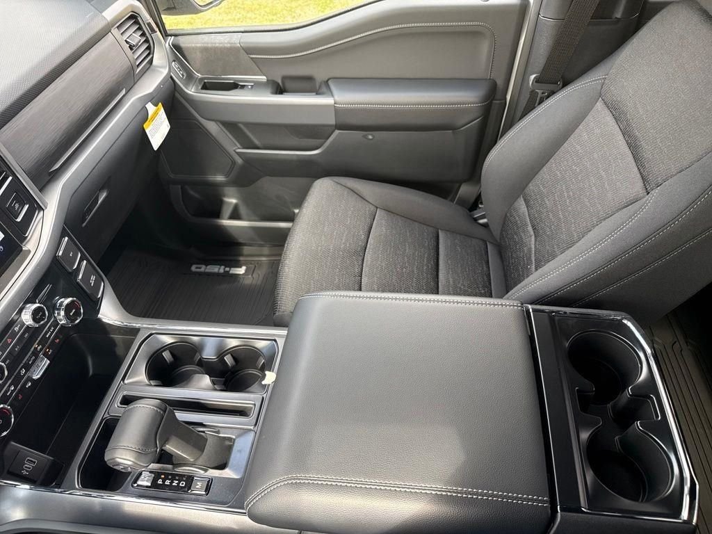 New 2026 White Ford XLT image 36