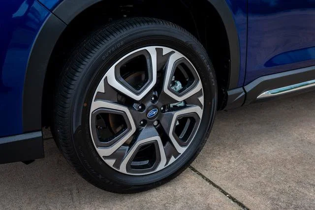 New 2026 Sapphire Blue Pearl Subaru Limited image 14