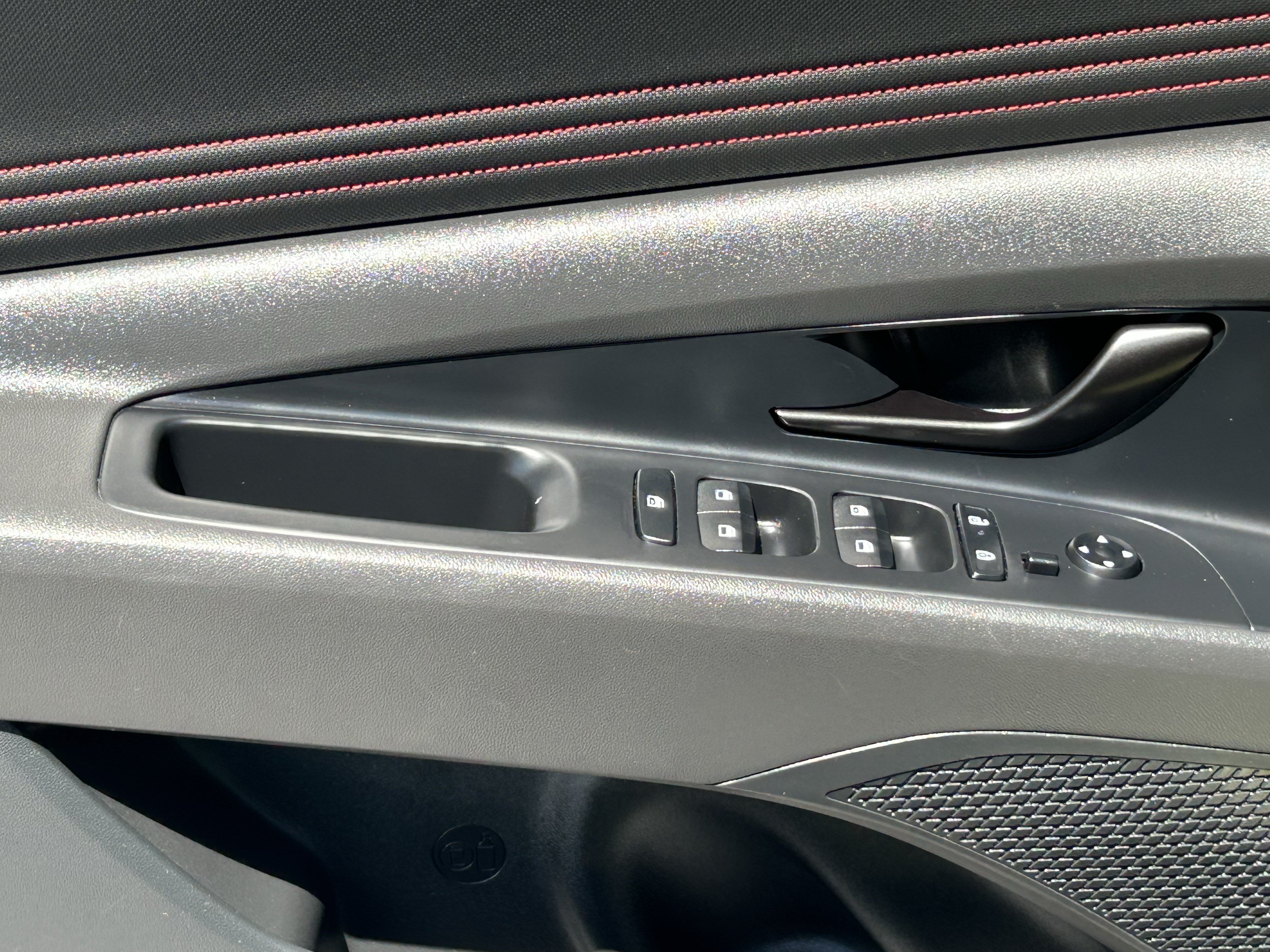 2024 Hyundai Elantra N Line - Photo 19