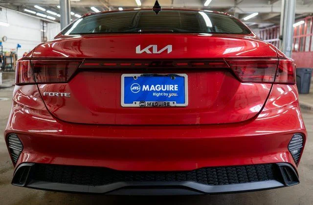 Used 2024 Red Kia LXS image 7