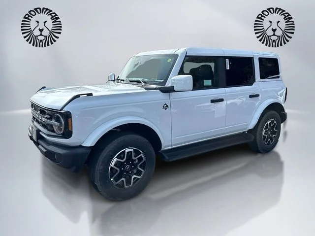 2026 Ford Bronco Outer Banks®