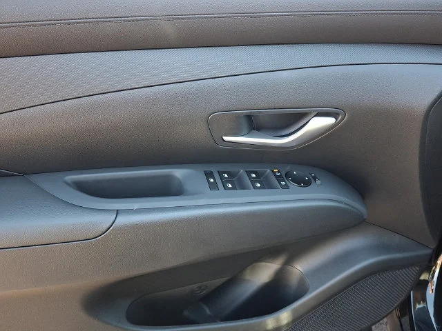 New 2026 Black Hyundai SEL Plus image 8