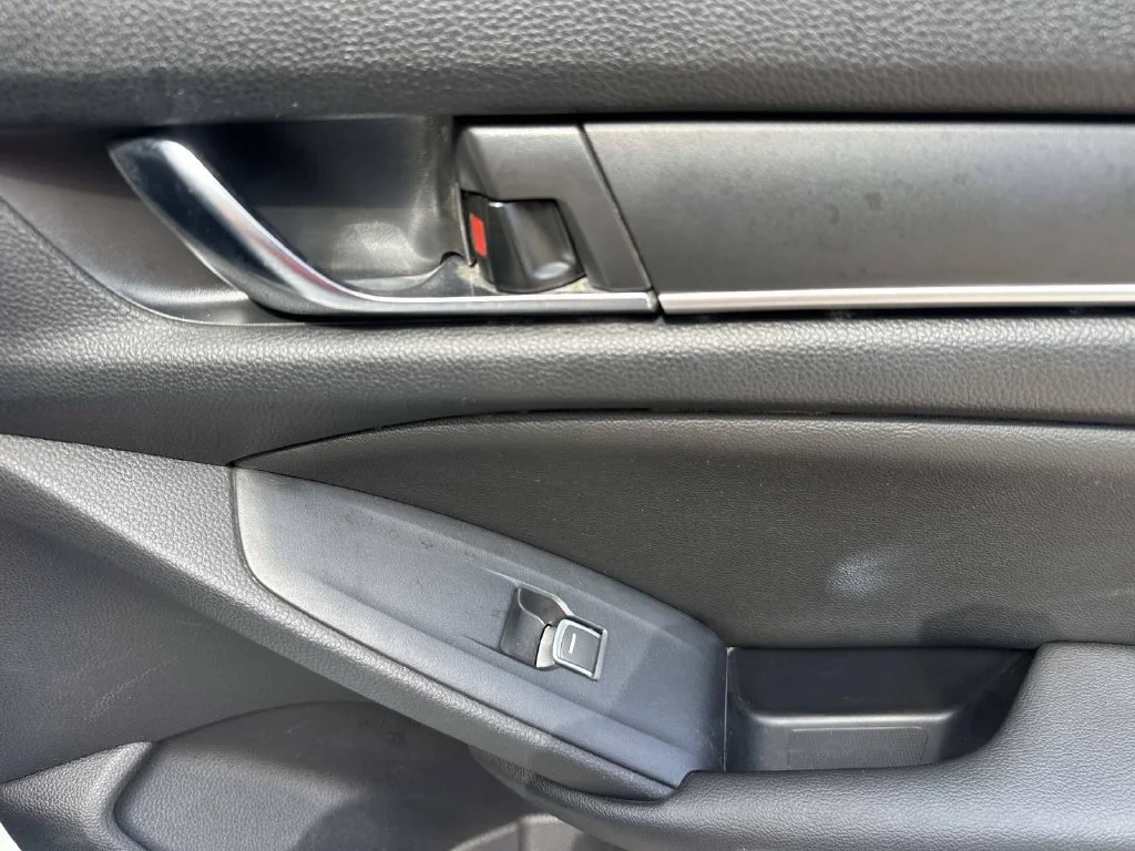 Used 2019 White Honda Sport 2.0T image 21