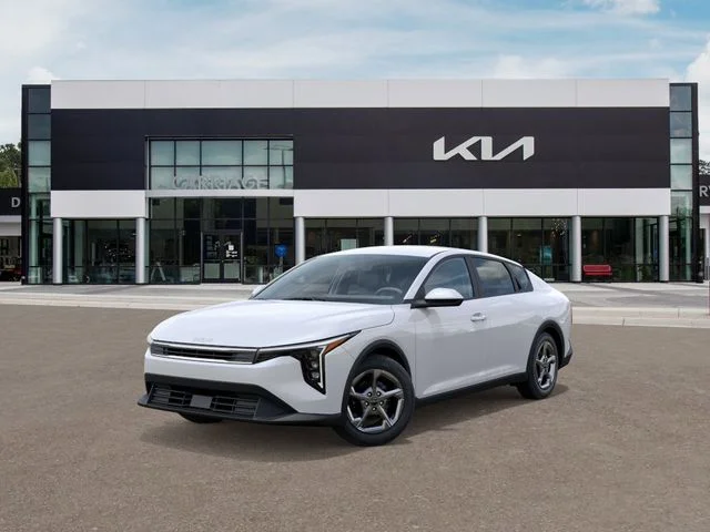 2026 Kia K4 LXS AT's photo
