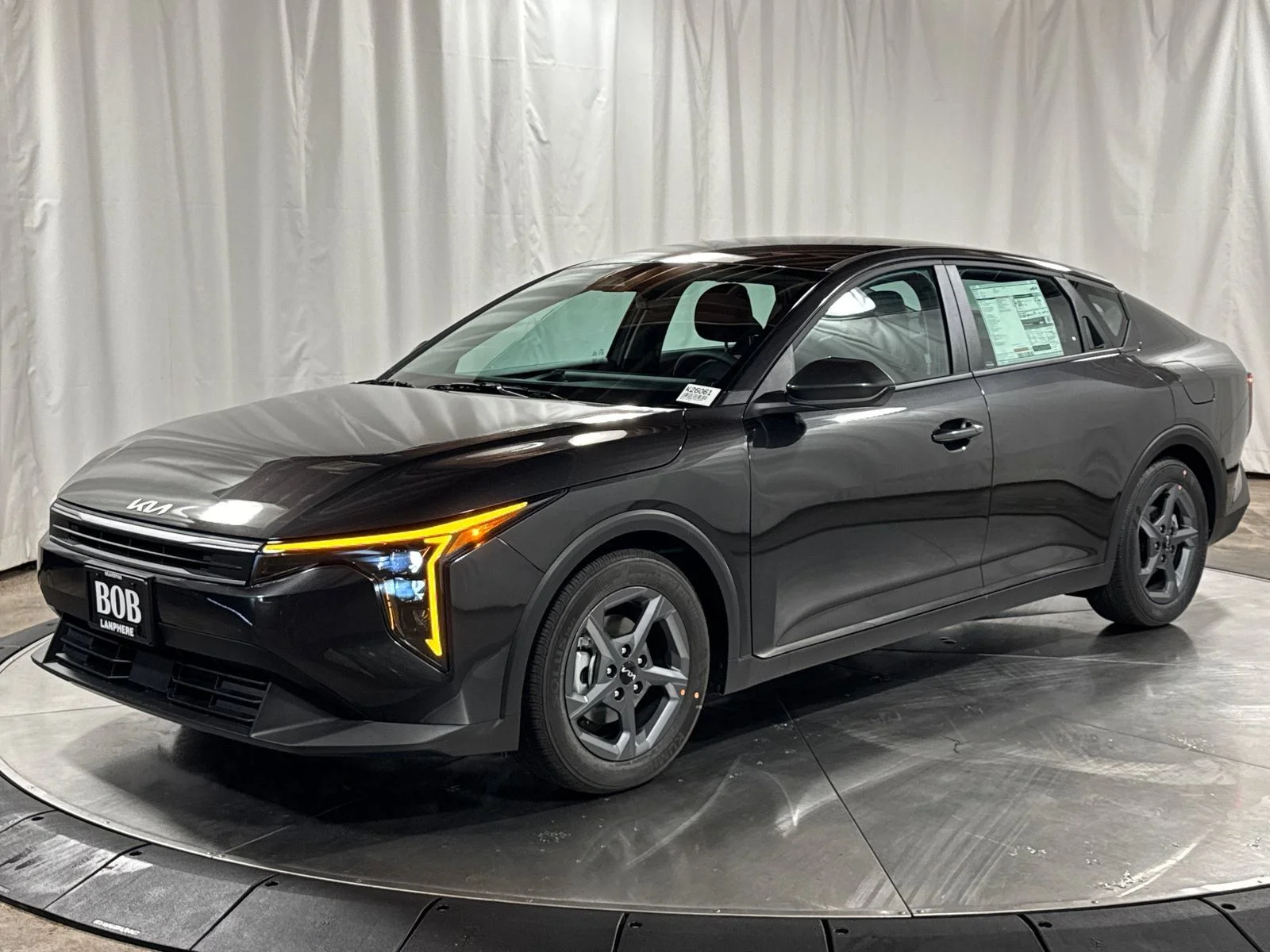 2026 Kia K4 LXS AT's photo