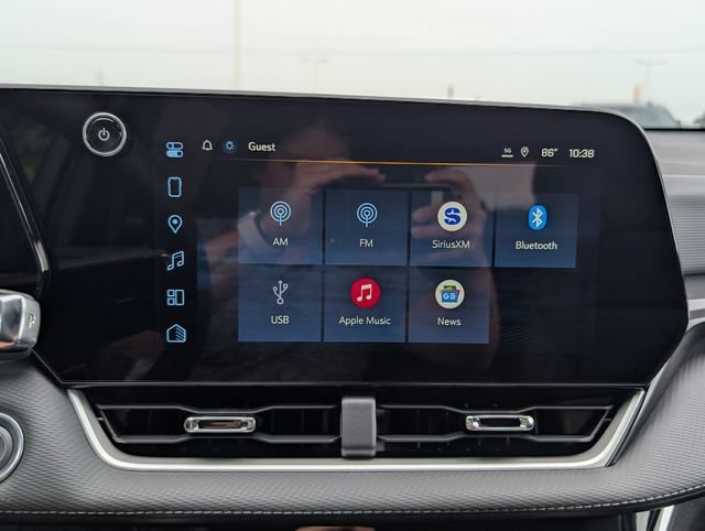 2027 Chevrolet Equinox LT - Photo 18