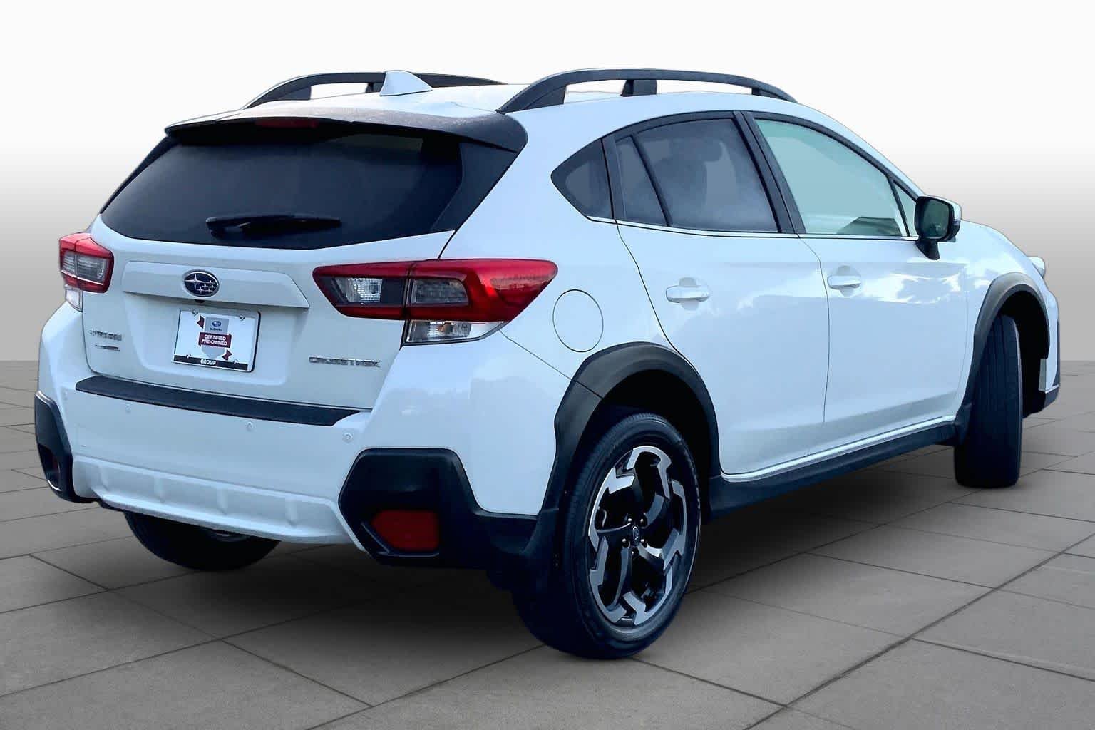 Used 2022 Crystal White Pearl Subaru Limited image 13