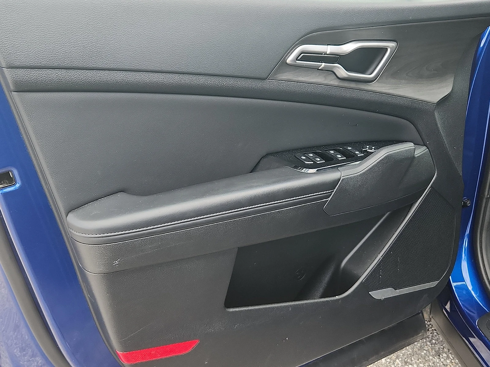 Used 2025 Blue Kia X-Line image 12