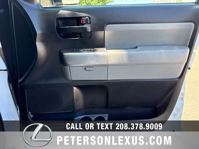 Used 2018 White Toyota SR5 image 12